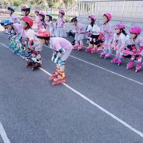 【伊滨一实小轮滑社团课】热情绽放，夏日甜心