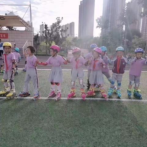 【伊滨一实小轮滑社团课】