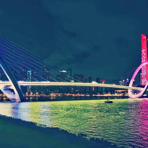 “南京眼” 六朝古都新地标