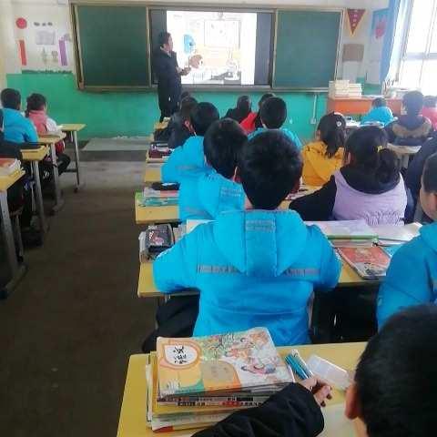 景古小学六1班开展健康教育活动纪实