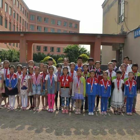 新区九年制学校艺术节活动总结表彰大会