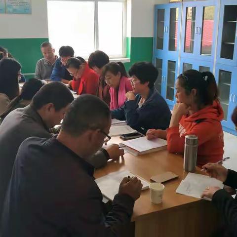 中里厢学区泊庄小学教研活动及教学档案督导检查