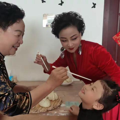 巧手承传统民俗    瑞雪迎来年丰收——汪家铺小学寒假实践活动八