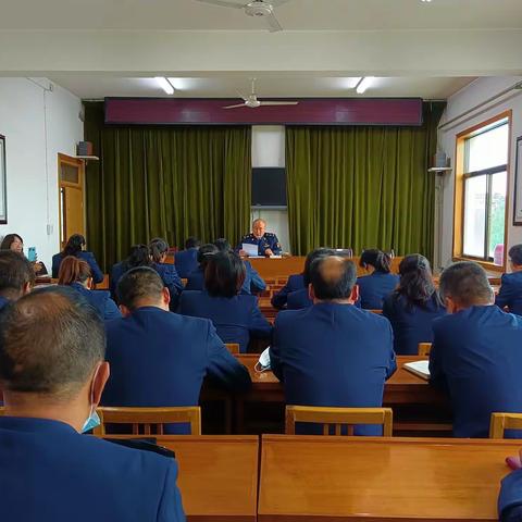 县市场监管局机关党支部召开全体党员集中学习会议