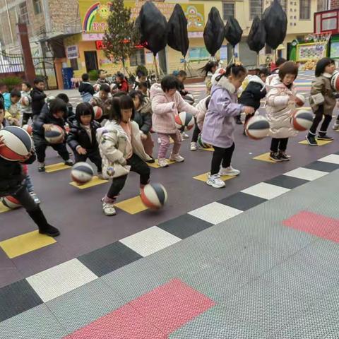 2021年昭阳区满竹幼儿园稚竹一班第十六周快乐成长每一天