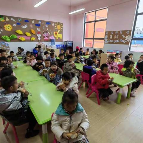 2022年春季学期满竹幼儿园稚竹一班快乐成长每一天