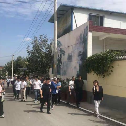 洪庆街道组织辖区干部“走出去，引进来”外出观摩美丽乡村建设活动