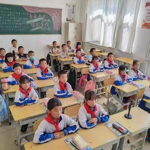 亿合公镇中心小学“好习惯，我养成”主题教育