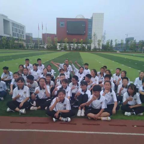 实践中学习，活动中成长。                      —— 北格一中1802班综合实践活动纪实