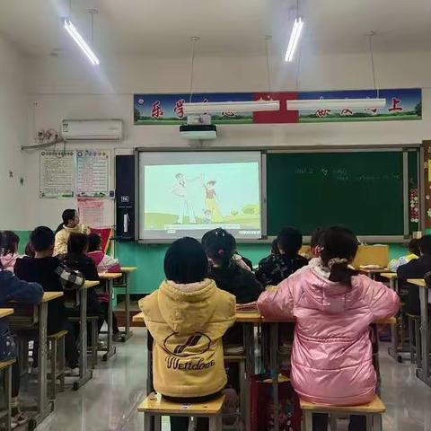 【张庄小学】课堂展风采，教研促成长。