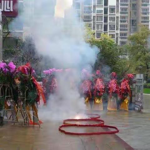 云天的美篇  俞超书画艺术院在2017年6月10日吉时建院的，2019年11月30日吉时俞超书画艺术院第三校区开张。