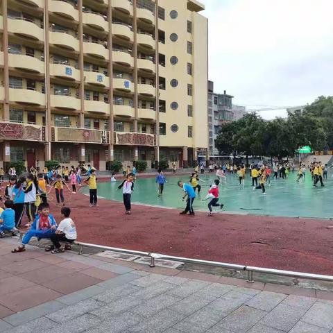 情暖童心，安全相伴