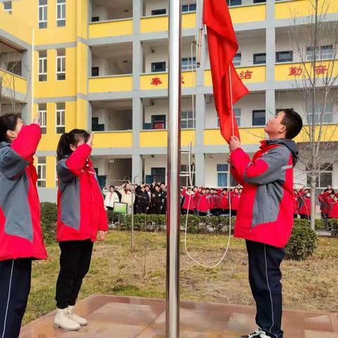 “奋发图强       向未来”－徐杨新华小学2023年春季开学典礼暨表彰大会