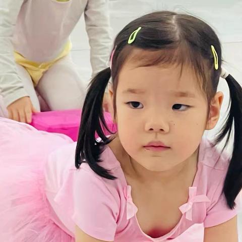 某某10月份的舞蹈测试