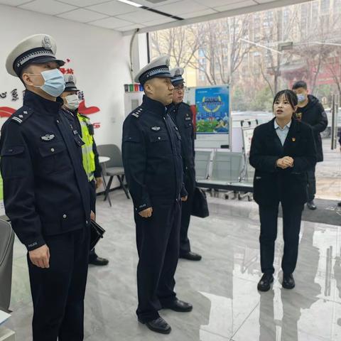 交警进社区，联创共建促平安