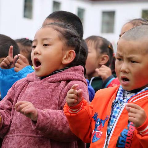 新幼，愿给孩子们留下满满的爱(2018)