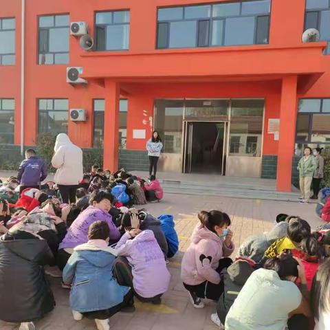 肖家楼小学消防逃生演练纪实