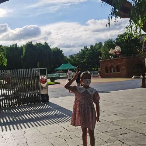 张梓晗有意义的暑假生活！