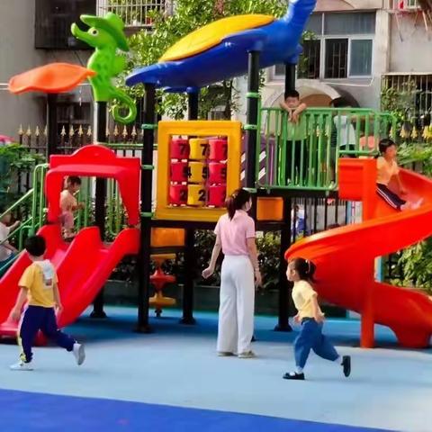 广州市白云区黄石第三幼儿园华益园区 “小手拉大手 学讲普通话”活动