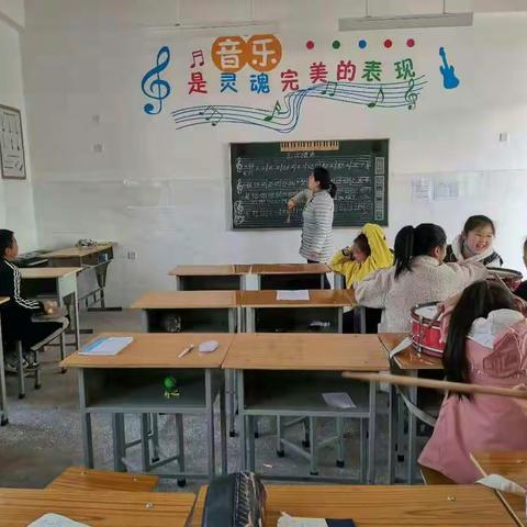 殷都区曲沟镇西曲沟小学“我的最爱”精彩社团伴我行