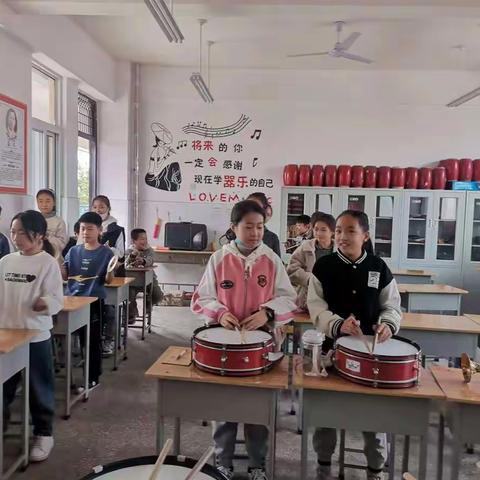 “双减”下的蓝天     西曲社团活动