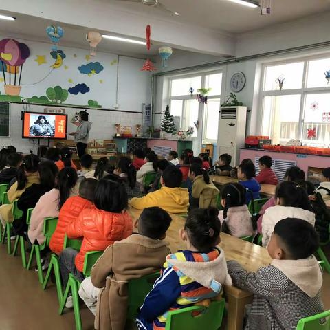 党政机关幼儿园大一班3月5日“学雷锋，讲文明，树新风”社会实践主题活动