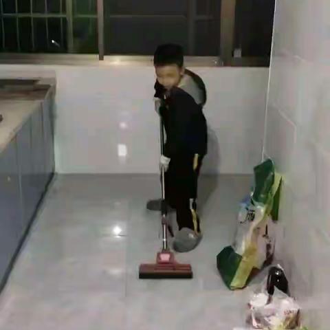 116班贺冠智同学周末生活片段