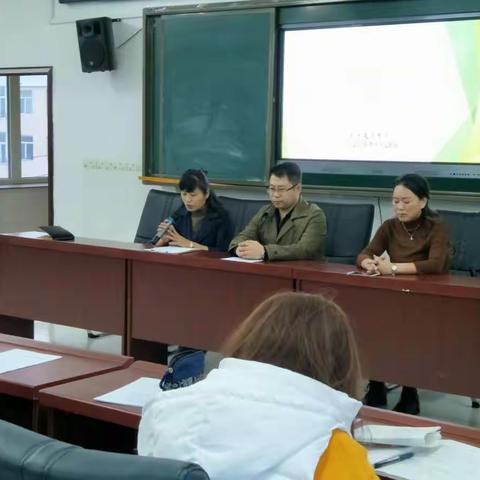 传染病防控，重于泰山——扎兰屯市繁荣小学《传染病防控专项工作会议及传染病防控培训会》