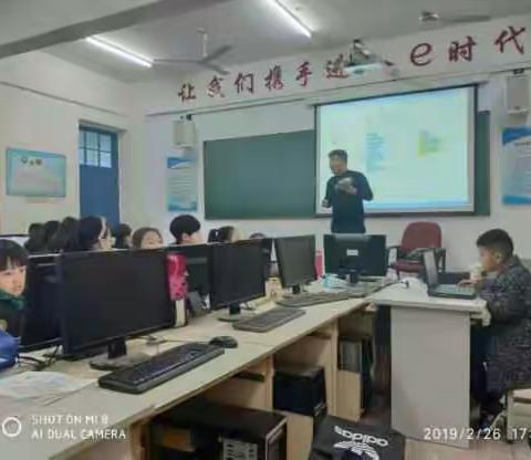 科技成就梦想，创客机器人进校园，打开智慧课堂。------义马市实验小学创客机器人编程社团新学期第一课。