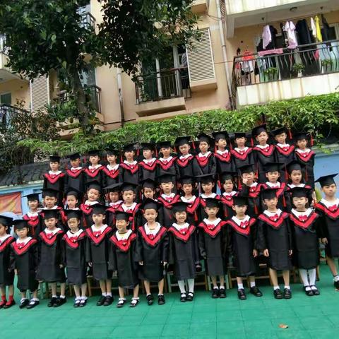 我们毕业啦📷📷📷