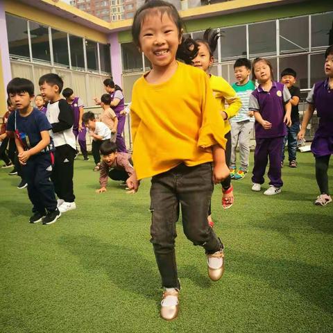 宝华国际幼儿园(育才园)森林班--赵晗旭