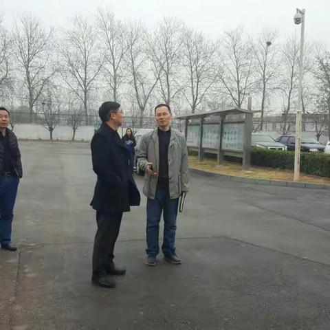 雨点敲窗不止，赴京求创继续……