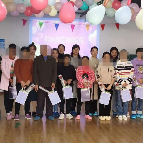 童心向暖  感怀母恩  三八妇女节活动