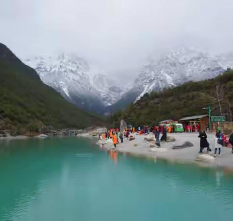 跟着儿子去旅行（二）一王龙雪山