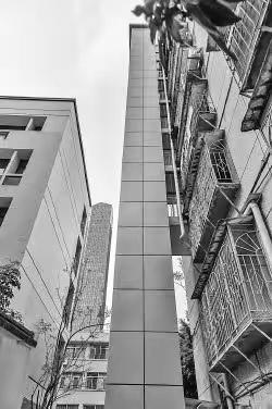 老旧小区加装电梯　让幸福“一键直达”