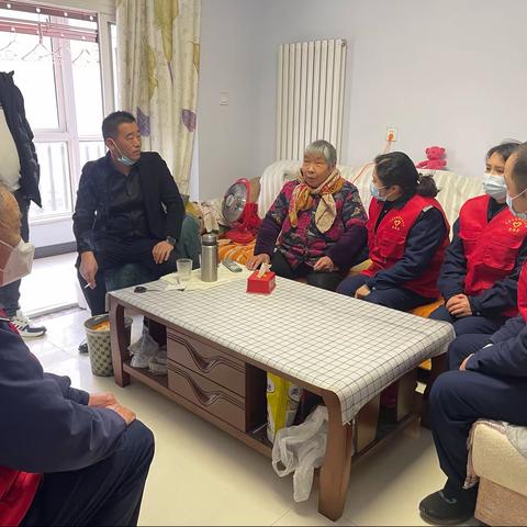 许昌收费站开展“四送一助力”志愿服务活动