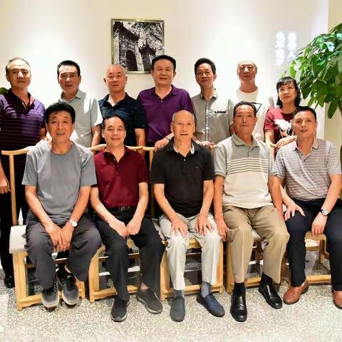 欢迎艾存保一行远道而来