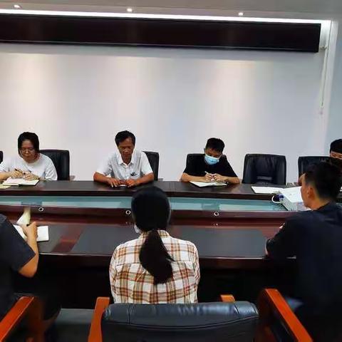 市发改委机关党委专职副书记陈钦指导市粮油产品质量监测站党支部党建工作