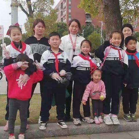 传承雷锋精神，争做时代小雷锋