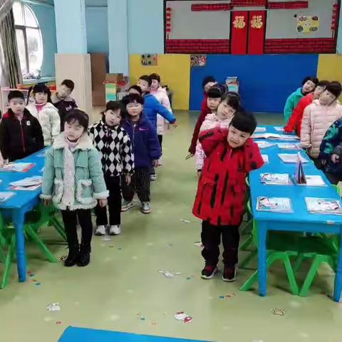 小哈佛幼儿园信二班新学期第五周精彩瞬间