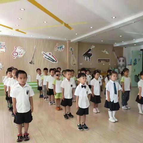 中三班第一学期幼儿成长记录