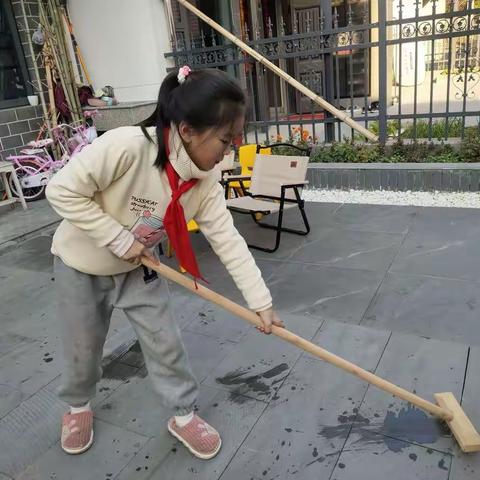 碧山小学三(3)班叶恬羽迎新年之三(大扫除篇)