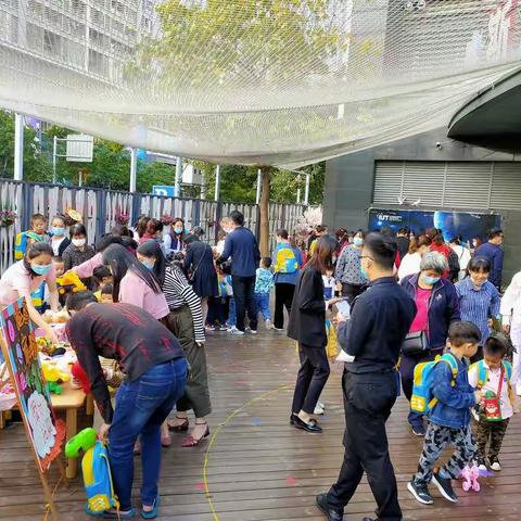 小爱心，大行动——波斯特国际幼儿园爱心义卖活动简报