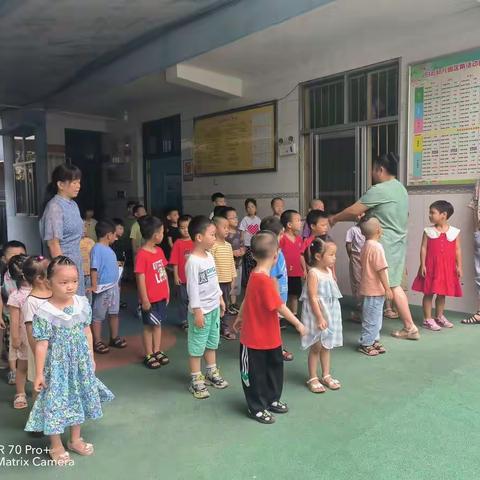 “消防在我心，安全伴我行”——白云幼儿园防暴防拐骗消防培训演练活动