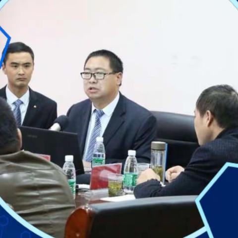 卢氏清华园学校向全县人民致新年贺词