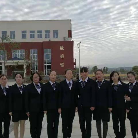 高效课堂教研活动之最美英语课堂——卢氏清华园学校英语组