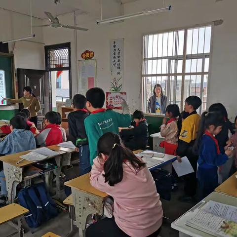 后港镇徐坂小学开展学生视力检测活动