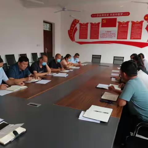 东漳堡中心校开展向邢中山、冀凤学同志学习活动（副本）