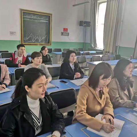 学习榜样  践行承诺——2021年现代服务学院乘务服务党支部三月份主题党日活动