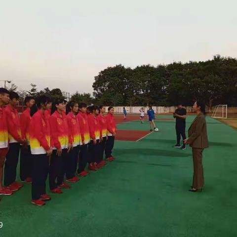 七中运动健儿勇夺市第26届中小学生田径运动会初中组团体总分第三名